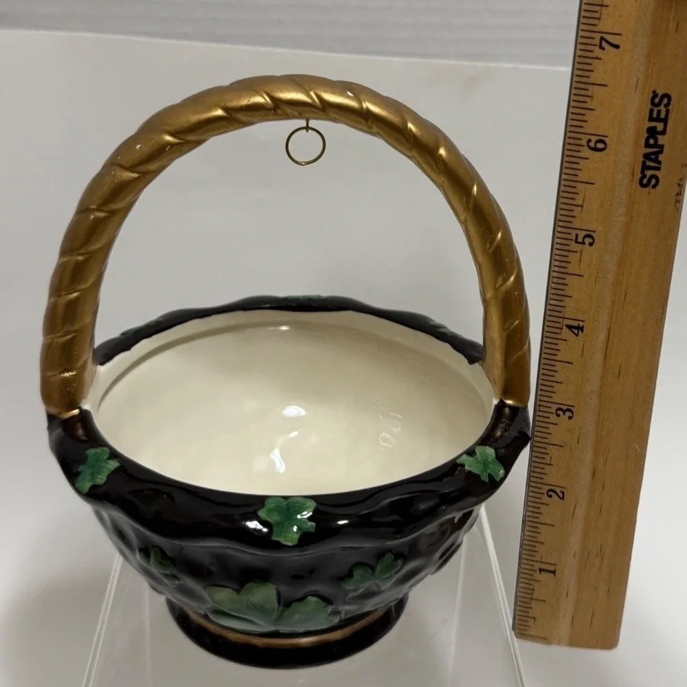 Vintage‎ Shamrock Basket Bowl Gold Twisted Handle Irish Cottage Decor